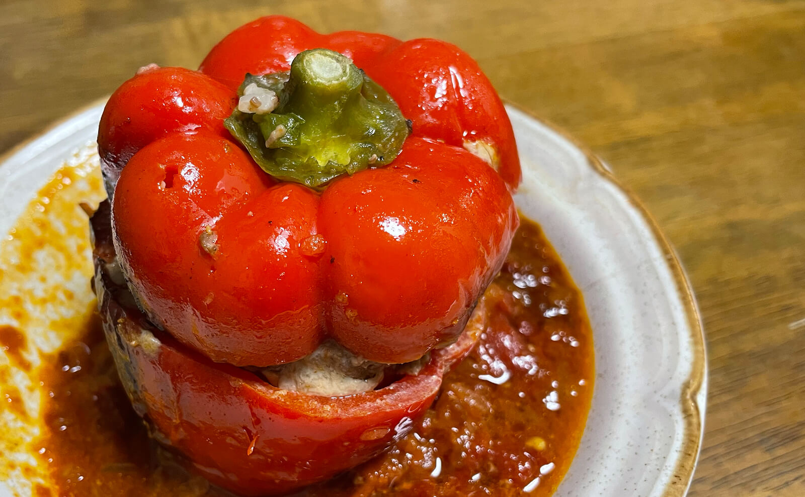 写真：パプリカの肉詰め