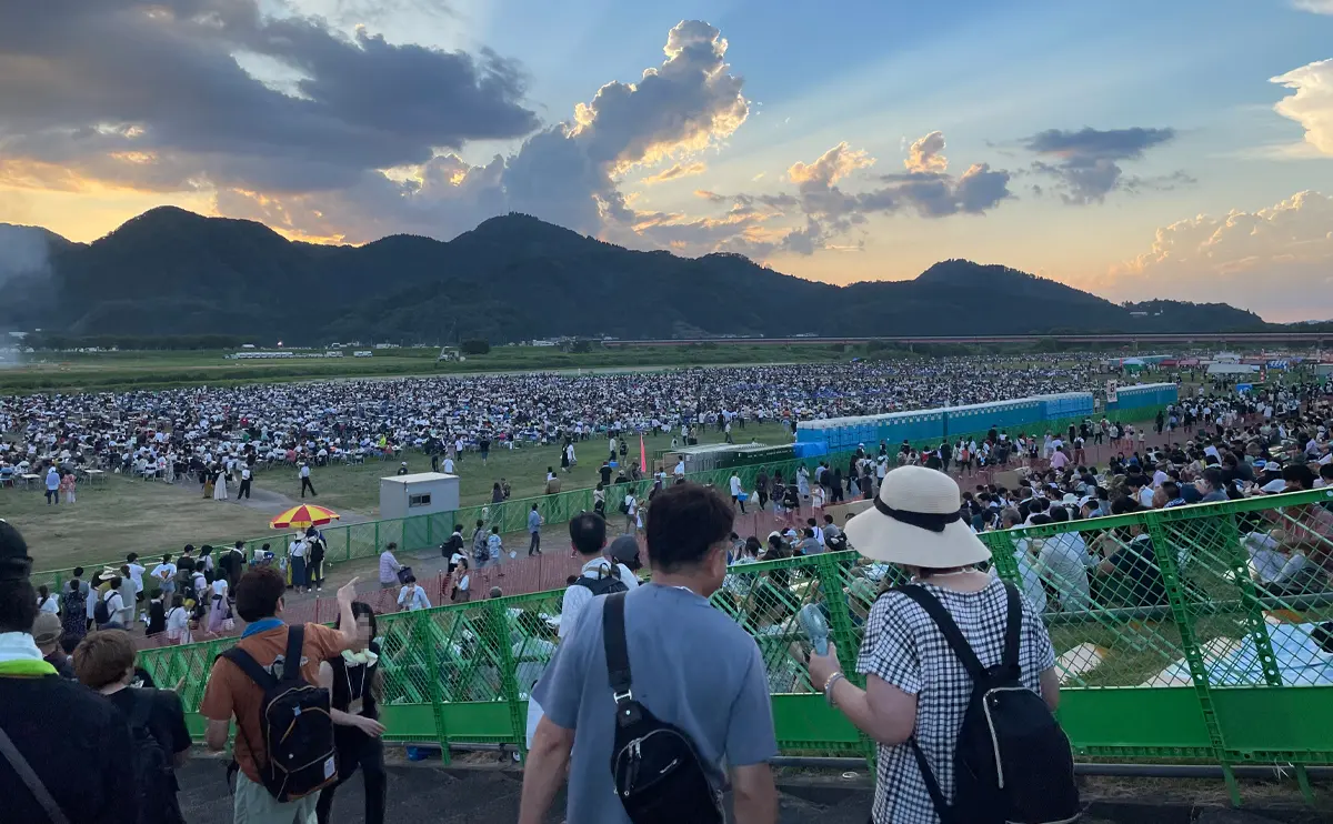 写真：大曲の花火会場02