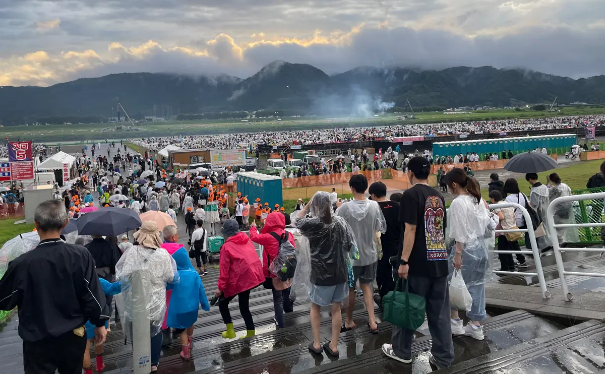 写真：大曲の花火の会場の様子