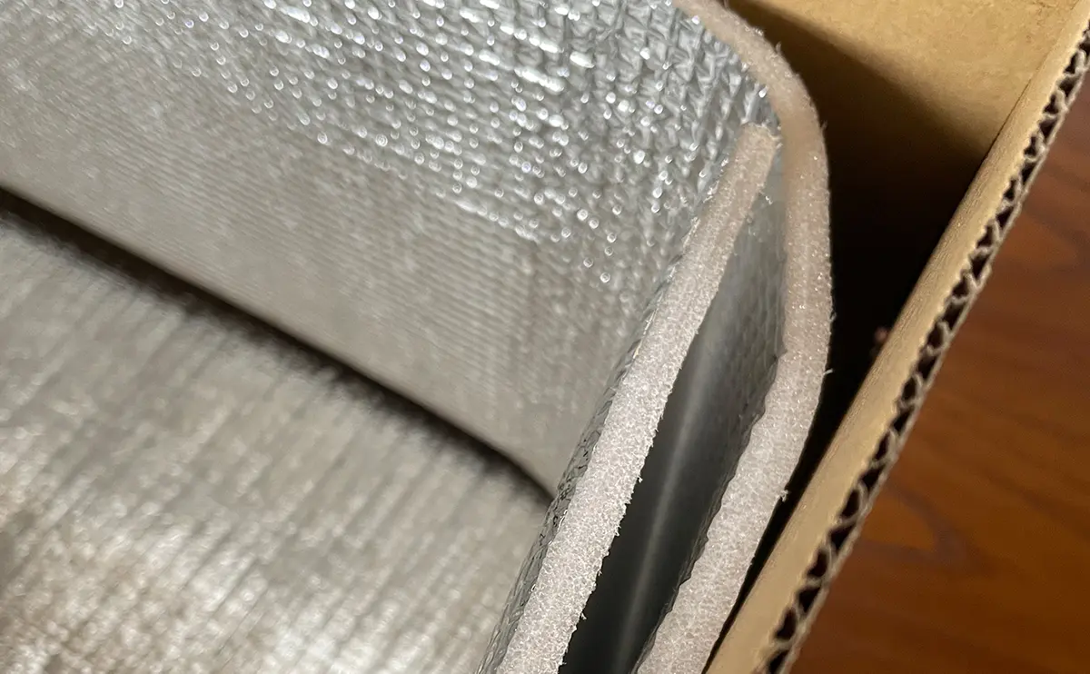 写真:厚手のアルミシート